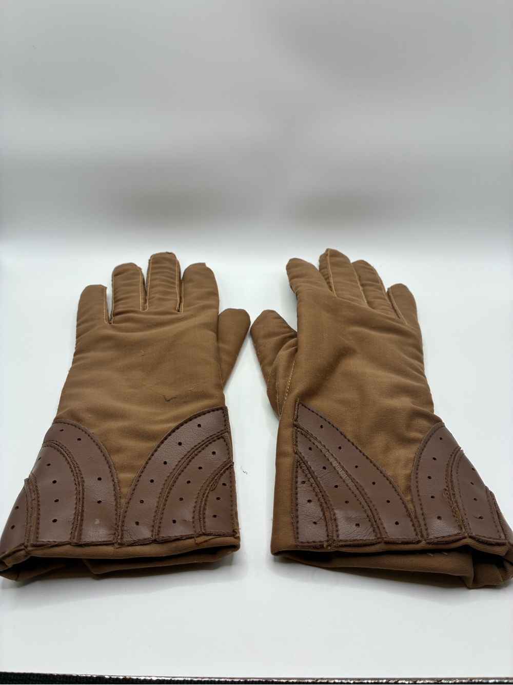 Men's Tan Leather-Trim Work Gloves